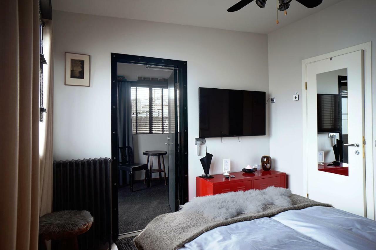 Little White Castle Apartment Keflavík Екстериор снимка