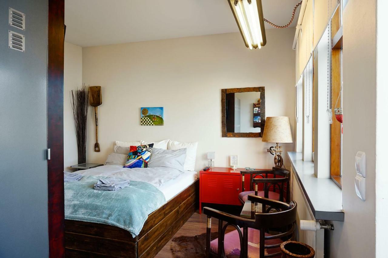 Little White Castle Apartment Keflavík Екстериор снимка