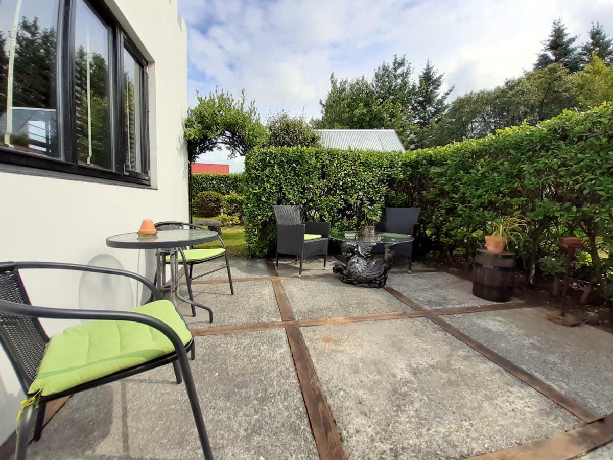 Little White Castle Apartment Keflavík Екстериор снимка