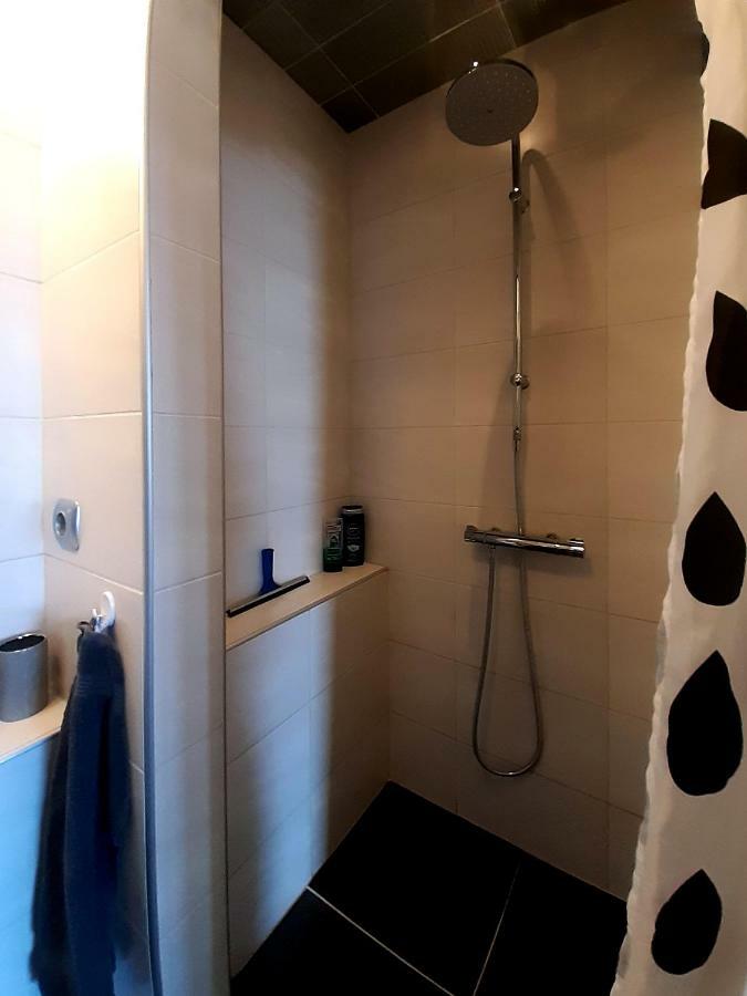 Little White Castle Apartment Keflavík Екстериор снимка